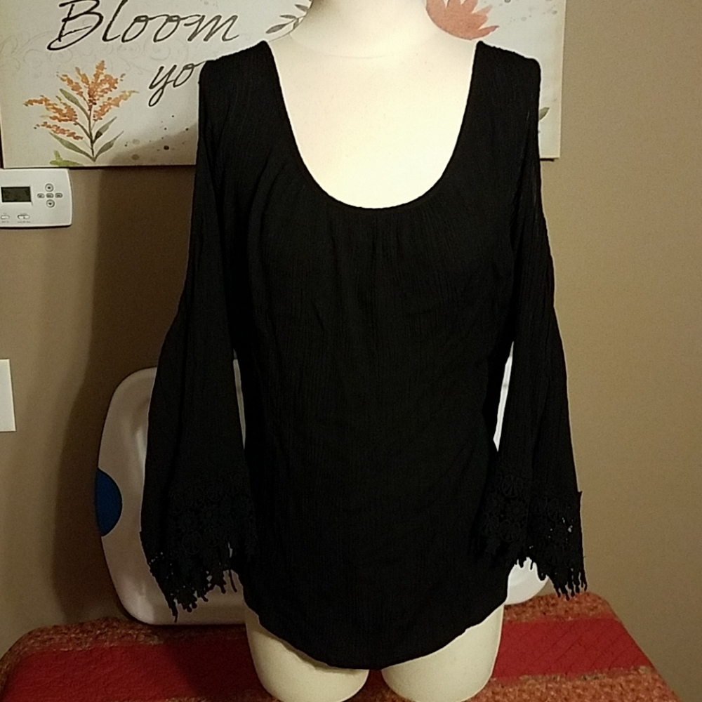 NWT Charlotte Russe Cold Shoulder 3X